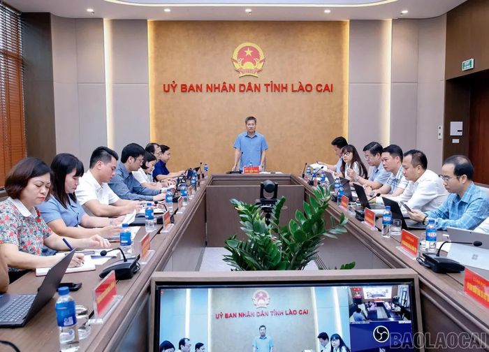 Phó Chủ tịch Thường trực UBND tỉnh Ngô Hạnh Phúc yêu cầu các sở, ban, ngành, địa phương xác định quản lý, sử dụng tài sản công và tiến độ xử lý các cơ sở nhà, đất dôi dư là nhiệm vụ trọng tâm.