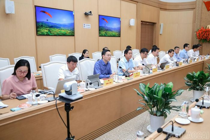 Các đại biểu dự hội nghị.