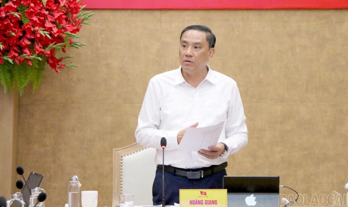Phó Bí thư Thường trực Tỉnh ủy, Chủ tịch HĐND tỉnh Hoàng Giang phát biểu kết luận buổi làm việc.