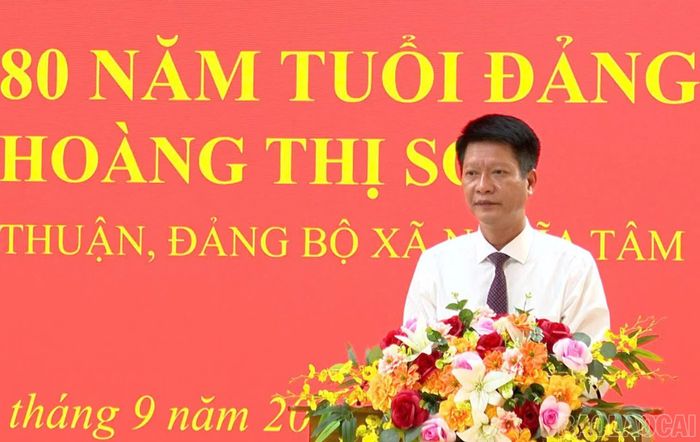 Đồng chí Nguyễn Thế Phước - Phó Bí thư Tỉnh ủy, Chủ tịch Ủy ban MTTQ Việt Nam tỉnh phát biểu tại buổi lễ.