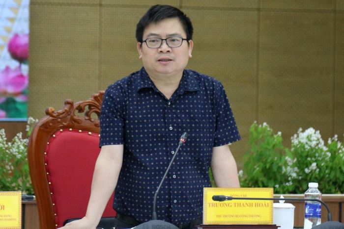 Thứ trưởng Bộ Công thương Trương Thanh Hoài khẳng định, việc điều chỉnh quy hoạch khoáng sản, quy hoạch điện tới đây sẽ là cơ sở thuận lợi để Lâm Đồng tháo gỡ khó khăn cho các dự án