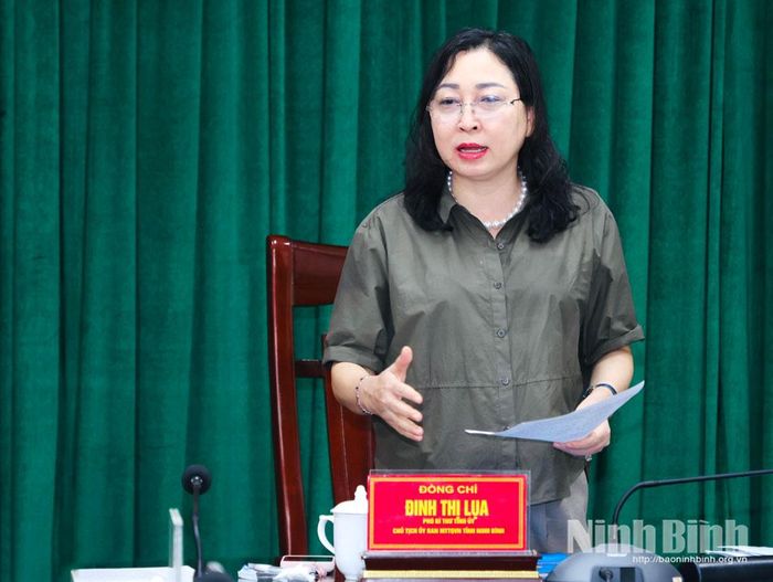Đồng chí Đinh Thị Lụa, Phó Bí thư Tỉnh ủy, Chủ tịch Ủy ban MTTQ Việt Nam tỉnh phát biểu kết luận hội nghị.