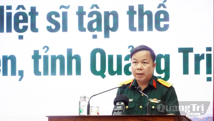 Đồng chí Đại tá Trương Viết Hải, Chính ủy Bộ Chỉ huy Quân sự tỉnh, Phó trưởng Ban Thường trực Ban Chỉ đạo tỉnh trình bày đề dẫn hội thảo - Ảnh: N.M