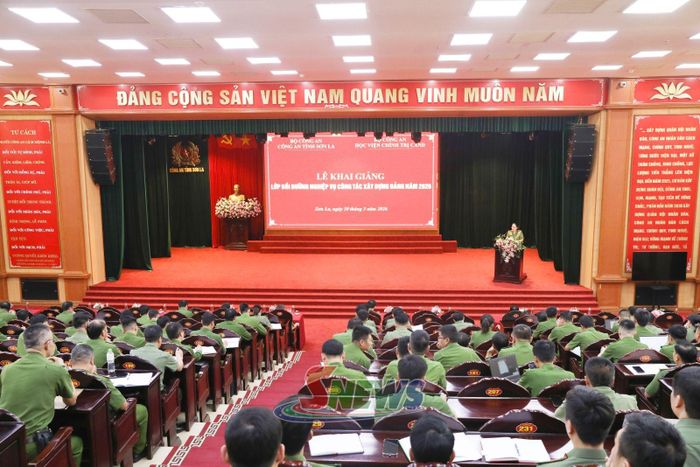 Lớp bồi dưỡng nghiệp vụ công tác xây dựng đảng năm 2026.