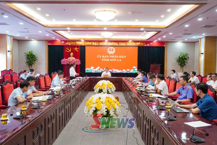 Cuộc làm việc về Dự án Hệ thống công trình hạ tầng kỹ thuật Khu dân cư tổ 5 phường Chiềng Sinh và hạng mục tuyến đường CN3.