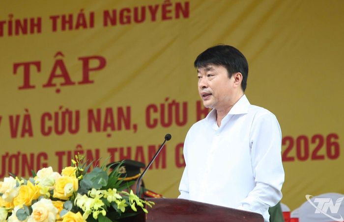 Đồng chí Phó Chủ tịch UBND tỉnh Trần Văn Hậu phát biểu tại cuộc diễn tập.