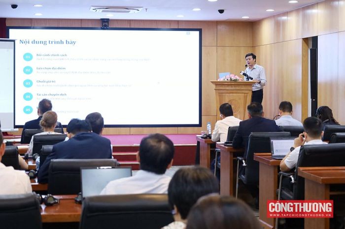 Ông Phạm Quý Ngọc - Trưởng phòng Khí, Điện và Năng lượng mới, Viện Dầu khí Việt Nam (VPI/Petrovietnam) đánh giá, Việt Nam đã có nền tảng vững chắc từ ngành dầu khí và công nghiệp biển như chế tạo kết cấu thép, cảng biển, logistics và nhân lực kỹ thuật