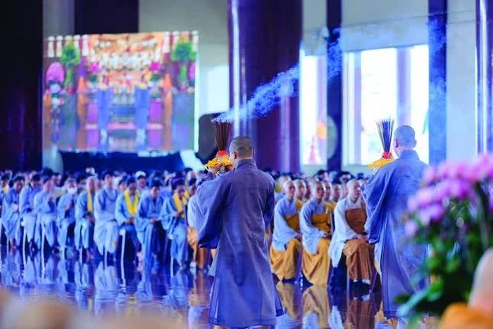 Lễ tưởng niệm, kỳ siêu các Anh hùng liệt sĩ, chiến sĩ, đồng bào ở Học viện Phật giáo VN tại TP.HCM
