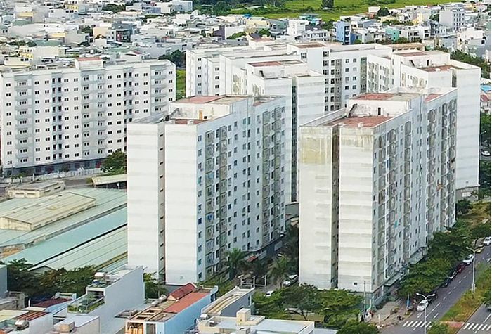 Khu nhà ở xã hội khu dân cư An Hòa - Sun Home ở phường Sơn Trà, TP Đà Nẵng do Công ty Cổ phần Tập đoàn Mặt Trời làm chủ đầu tư, gồm 221 căn để bán, 126 căn hộ cho thuê. Giá thuê hiện chưa được công bố.