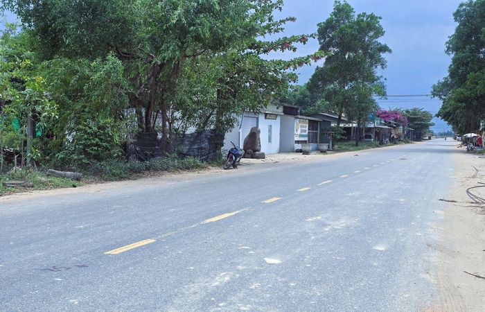 Đoạn còn vướng mặt bằng tại xã Mỹ Thủy có Công ty Cổ phần KLG.