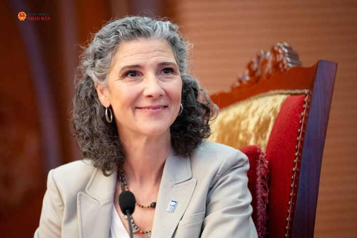 Trưởng đại diện Thường trú UNDP tại Việt Nam Ramla Khalidi tái khẳng định sự sẵn sàng của UNDP trong việc cung cấp hỗ trợ phù hợp cho Ủy ban