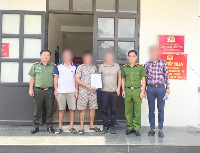Phòng An ninh kinh tế và Công an xã Tiên Yên đã kịp thời hỗ trợ, giúp đỡ ông N.H.D. nhận lại số tiền 499.000.000 đồng chuyển nhầm