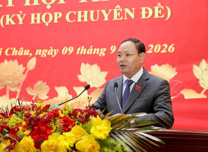 Ủy viên Trung ương Đảng, Bí thư Tỉnh uỷ, Chủ tịch HĐND tỉnh Lai Châu Lê Minh Ngân phát biểu.