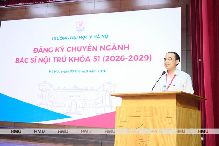 GS.TS Nguyễn Hữu Tú, Hiệu trưởng Trường Đại học Y Hà Nội