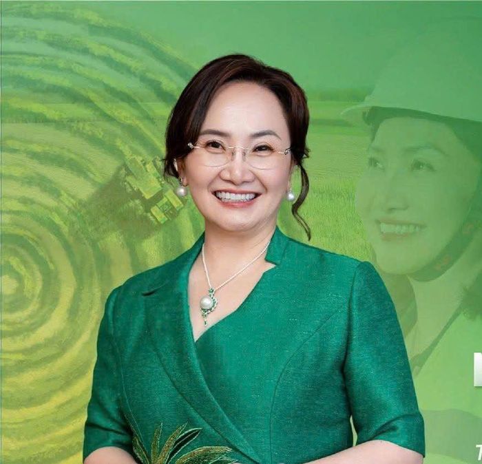 Các giải pháp hỗ trợ doanh nghiệp của ngành Ngân hàng, trong đó có việc triển khai các chương trình tín dụng ưu đãi là tín hiệu tích cực đối với cộng đồng doanh nghiệp trong bối cảnh nhu cầu vốn ngày càng lớn. Tuy nhiên, để việc khơi thông nguồn vốn tạo ra hiệu quả bền vững, quá trình này cần đi cùng với phát triển nền tảng dữ liệu. Khi dòng vốn được kết nối với dữ liệu, không chỉ doanh nghiệp thuận lợi hơn trong tiếp cận tín dụng mà còn hình thành sự gắn kết giữa Chính phủ, ngân hàng và doanh nghiệp, tạo nền tảng để các chính sách hỗ trợ phát huy hiệu quả lâu dài.
