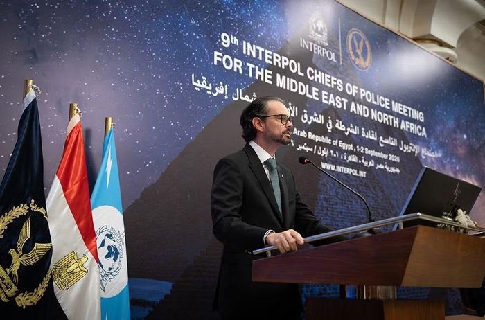 Tổng thư ký INTERPOL phát biểu tại Hội nghị Cairo tháng 9-2026. Ảnh: INTERPOL