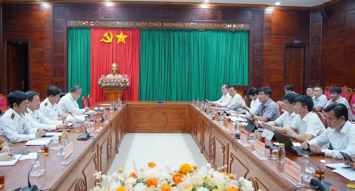Các đơn vị liên quan tại Quảng Ninh cùng làm việc với đoàn công tác của Kiểm toán Nhà nước.