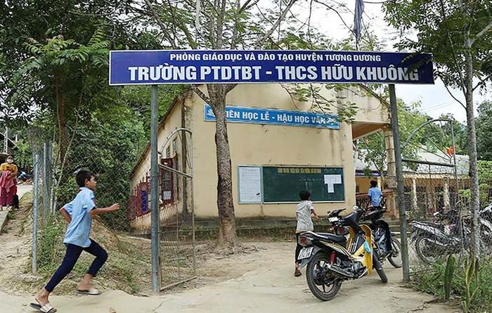 Trường Phổ thông Dân tộc bán trú Trung học Cơ sở Hữu Khuông. Ảnh: Quốc Huy