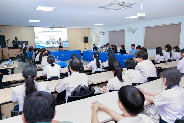 Các điểu tham dự tại lễ ký kết.
