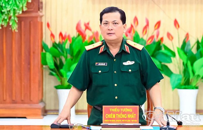 Thiếu tướng Chiêm Thống Nhất, Phó Tư lệnh kiêm Tham mưu trưởng Quân khu 9, kết luận buổi kiểm tra.