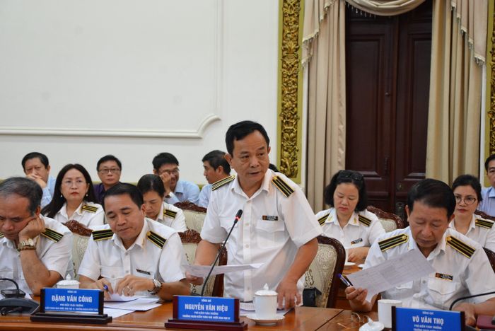 Trưởng Đoàn kiểm toán Nguyễn Văn Hiệu công bố Quyết định kiểm toán chuyên đề tại các doanh nghiệp do UBND Thành phố Hồ Chí Minh làm đại diện chủ sở hữu