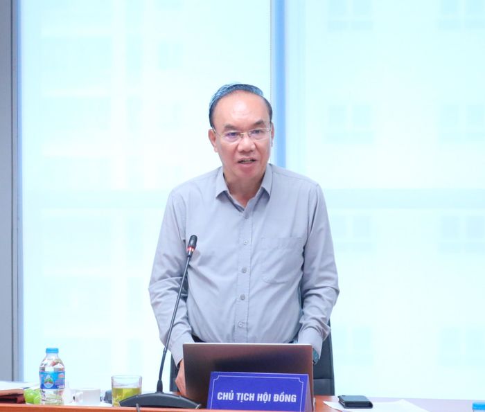 GS, TS Đoàn Xuân Tiên - Phó Chủ tịch Hội đồng Khoa học KTNN, Chủ tịch Hội đồng nghiệm thu - đánh giá cao kết quả nghiên cứu của Ban Đề tài. Ảnh: N.LY