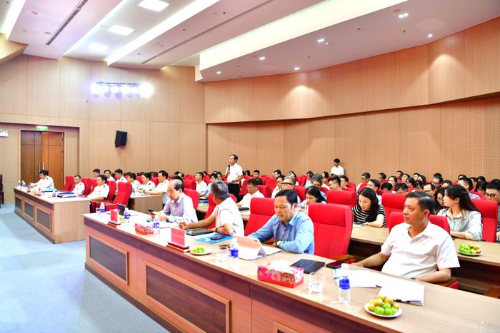 Đại diện lãnh đạo các Sở, ban, ngành và bệnh viện trên địa bàn TP. Hà Nội thống nhất cao với kế hoạch và nội dung kiểm toán. Ảnh: N.LY