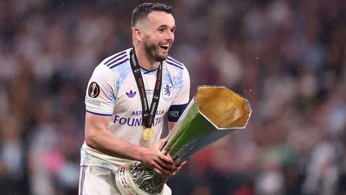 John McGinn đưa Aston Villa trở lại đỉnh cao châu Âu sau chức vô địch Europa League