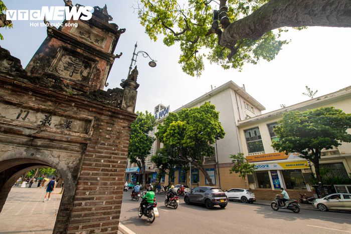 Toàn bộ phương án hiện mới ở bước nghiên cứu và lấy ý kiến cộng đồng. Hà Nội tổ chức lấy ý kiến Nhân dân từ 7/9 đến 26/9. Hồ sơ được niêm yết tại Phố sách Hà Nội, trụ sở UBND phường Hoàn Kiếm và Trung tâm Thông tin triển lãm Hà Nội; đồng thời tiếp nhận ý kiến trực tuyến qua các cổng thông tin điện tử và ứng dụng iHanoi.