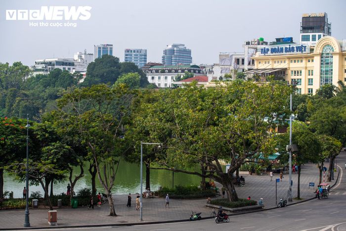 Hội nghị trực tuyến lấy ý kiến cộng đồng dân cư diễn ra sáng 9/9. Sau khi tiếp nhận ý kiến, phương án sẽ tiếp tục được nghiên cứu, hoàn thiện trước khi thực hiện các bước tiếp theo theo quy định.