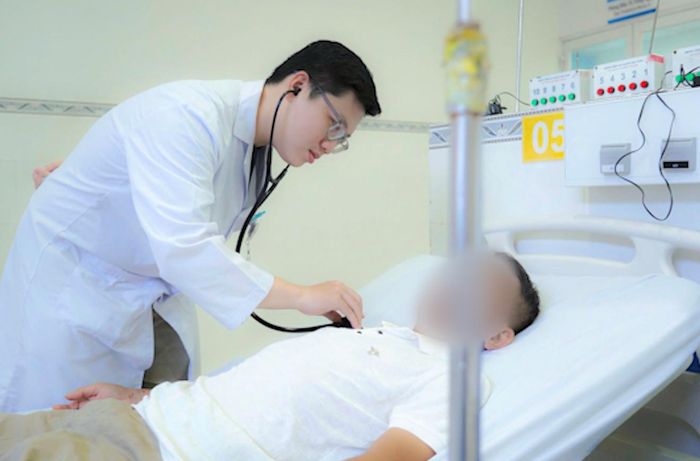 Bệnh nhân đột ngột ngưng tim. (Ảnh: BVCC)