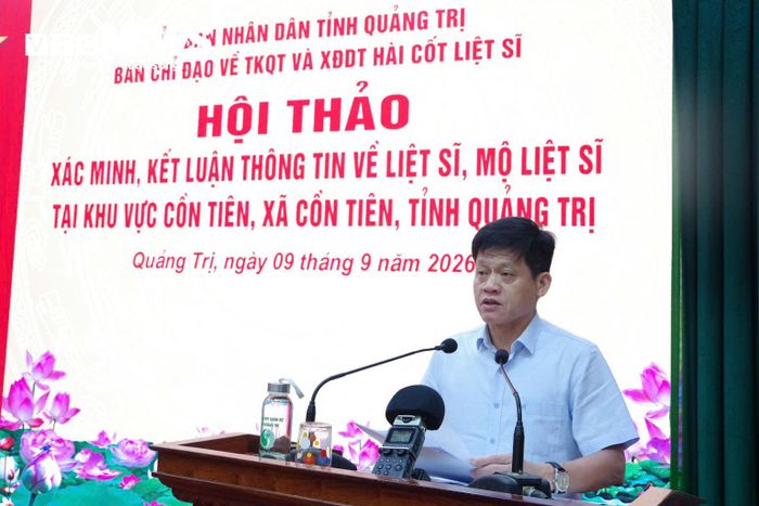 Ông Lê Văn Bảo - Phó Chủ tịch UBND tỉnh Quảng Trị cho rằng, tại khu vực Cồn Tiên có thể còn nhiều hài cốt liệt sỹ chưa được tìm thấy. (Ảnh: Xuân Diện)