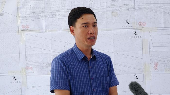 Ông Nguyễn Đại Kết, Bí thư Chi bộ thôn Bồng Lai, cho biết đa số người dân đồng thuận với chủ trương quy hoạch. Ảnh: Đỗ Duẩn