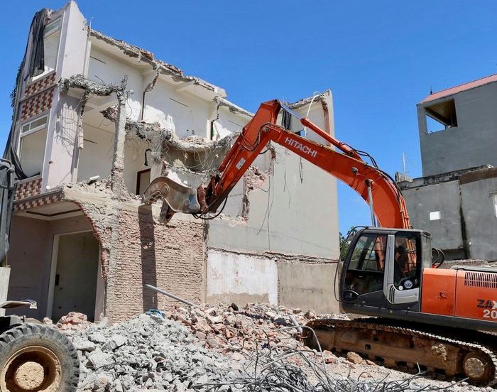 Công tác giải phóng mặt bằng Dự án mở rộng Quốc lộ 3 đang được tích cực triển khai. Ảnh: Tùng Nguyễn.