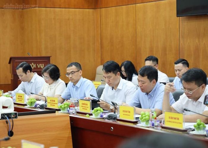 Các đại biểu tham dự buổi làm việc. Ảnh: chinhphu.vn/Thu Giang