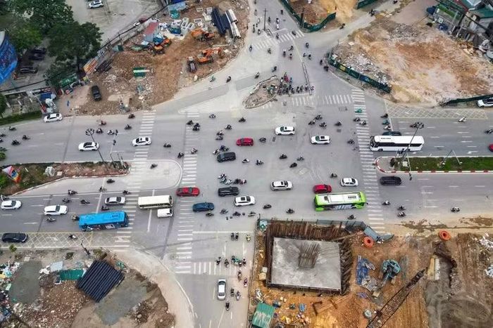 Điều chỉnh giao thông nút Láng Hạ- Giảng Võ- La Thành để thi công cầu vượt Vành đai 1