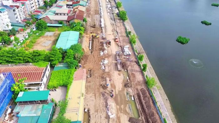 Công tác lu lèn nền đường được đẩy nhanh, tạo nền tảng cho việc hoàn thiện mặt đường