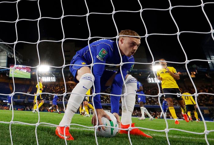 Cole Palmer tạo khác biệt sau khi vào sân, giúp Chelsea xoay chuyển hoàn toàn thế trận trước Leeds.