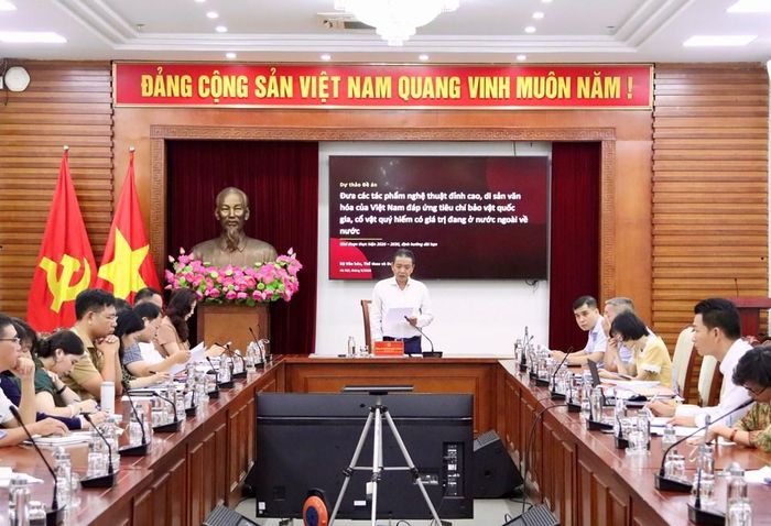 Quang cảnh phiên họp