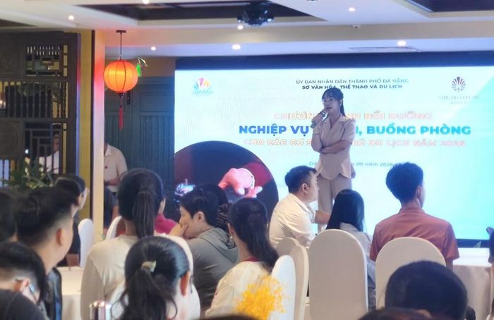 Sở VHTTDL Đà Nẵng tổ chức Chương trình bồi dưỡng nghiệp vụ buồng phòng, lễ tân theo tiêu chuẩn VTOS dành cho nhân viên các cơ sở lưu trú du lịch trên địa bàn thành phố