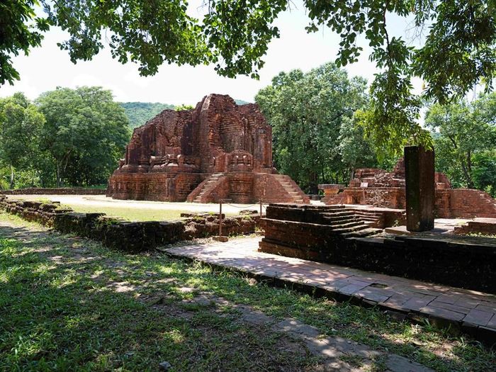 Toàn cảnh tháp G1 Mỹ Sơn
