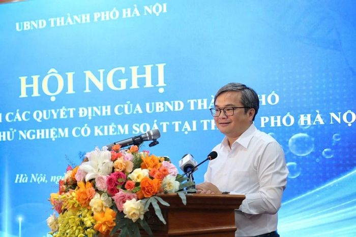 Phó Chủ tịch UBND TP Hà Nội Trương Việt Dũng phát biểu tại hội nghị