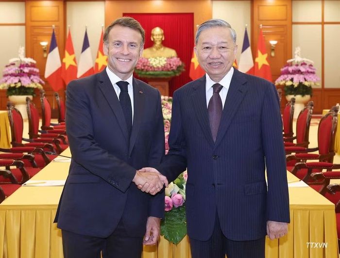 Tổng Bí thư Tô Lâm tiếp Tổng thống Pháp Emmanuel Macron thăm cấp Nhà nước tới Việt Nam, ngày 26/5/2025. (Ảnh: TTXVN)