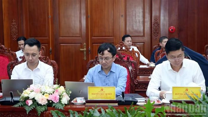 Thành viên Đoàn kiểm tra, giám sát tại hội nghị. (Ảnh: N.L)
