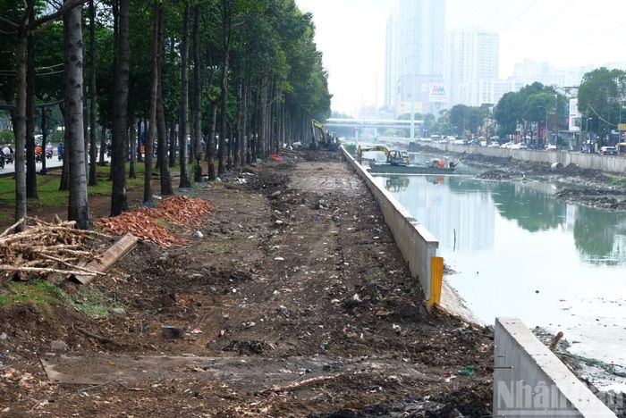Những thay đổi về dòng chảy và cảnh quan cho thấy hiệu quả bước đầu của việc nạo vét, chỉnh trang tuyến rạch.