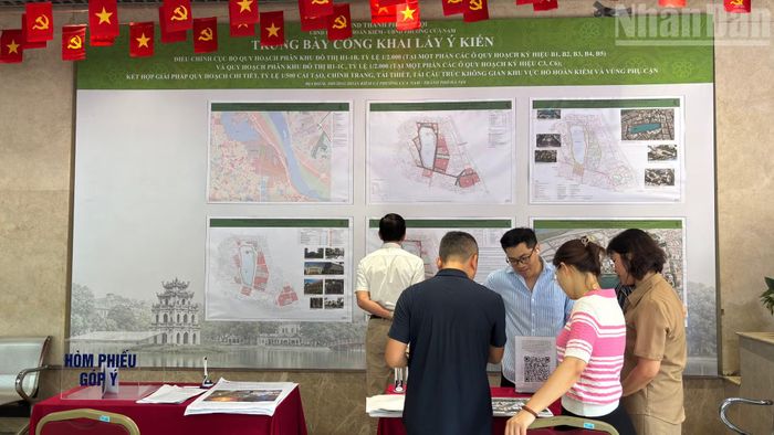  Từ nay đến hết ngày 26/9, Ủy ban nhân dân phường Hoàn Kiếm phối hợp Ủy ban nhân dân phường Cửa Nam (Hà Nội) tổ chức lấy ý kiến cộng đồng dân cư về phương án Điều chỉnh Quy hoạch khu vực Hồ Gươm﻿ và phụ cận. 