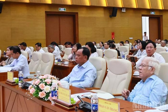 Các đại biểu tham dự hội nghị. (Ảnh: THIÊN VƯƠNG)