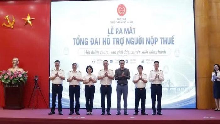 Thuế Thành phố Hà Nội chính thức công bố Hệ thống Tổng đài hỗ trợ người nộp thuế. (Ảnh: CTV)