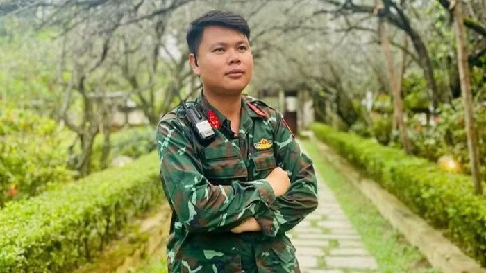 Đạo diễn Bùi Thanh Hải, đạo diễn phim "Vì nhân dân quên mình". (Ảnh: Điện ảnh Quân đội nhân dân)