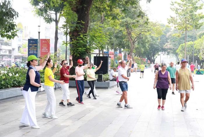 Không gian xanh và các tiện ích công cộng góp phần nâng cao chất lượng sống của người dân đô thị. (Ảnh: VL)
